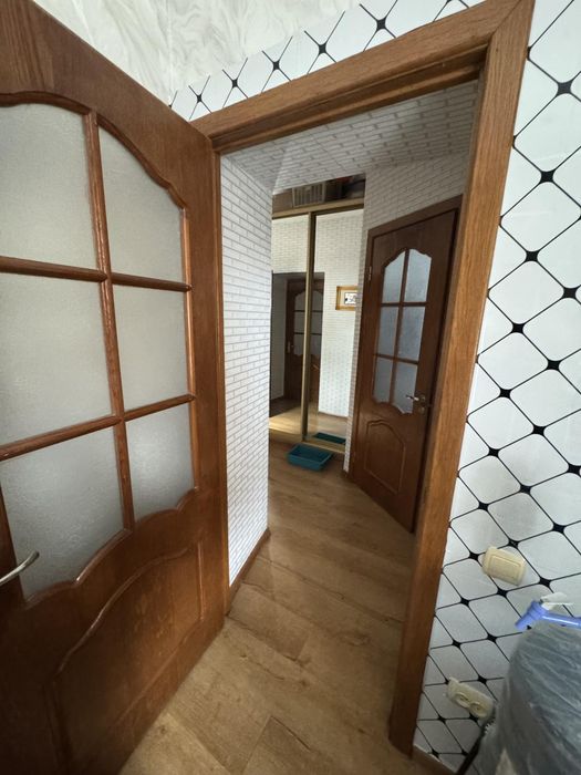 Продам 2-к квартиру з ремонтом, 55 кв.м, у центрі на вул. Базарної/Маразліївська (3-217-451)