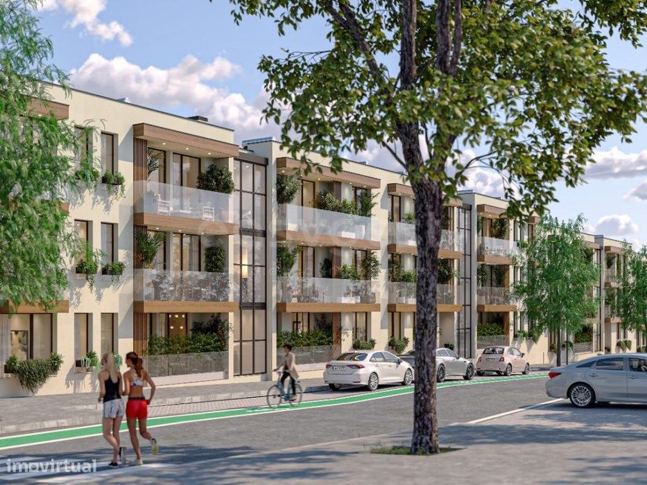 Lote 425 m2 para construção de moradia com 3 pisos, garagem e piscina