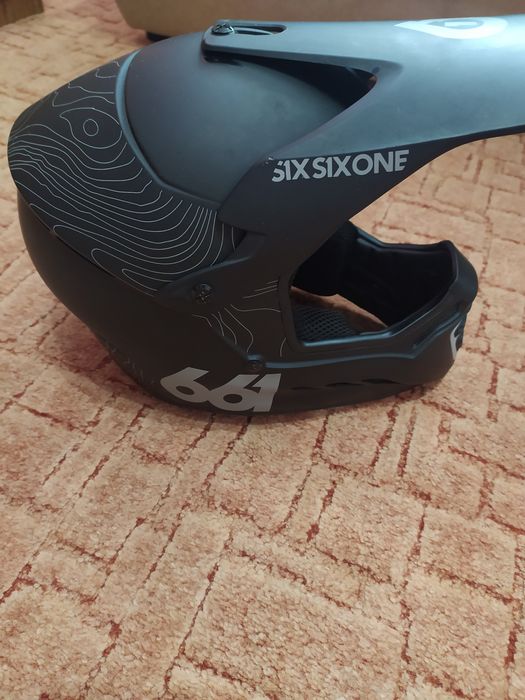 Продам мото шлем