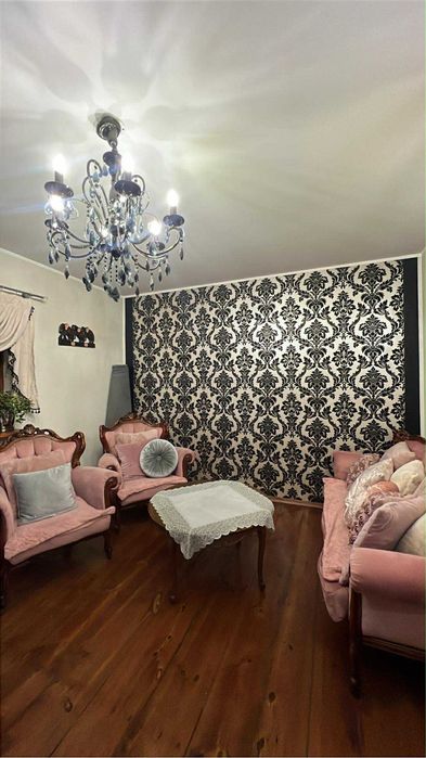 Zestaw mebli w stylu Ludwik