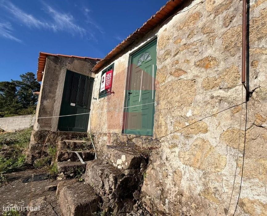 Moradia, Freigil, Resende