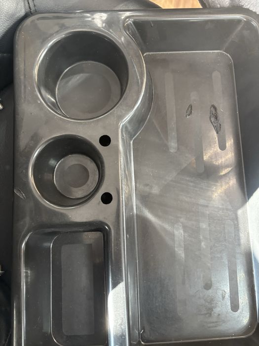 Продам 2 помічника для перукарів