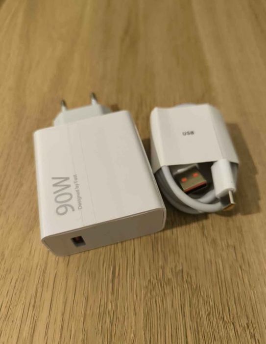 NOWA SUPERSZYBKA Ładowarka 90W do telefonu + kabel USB-C