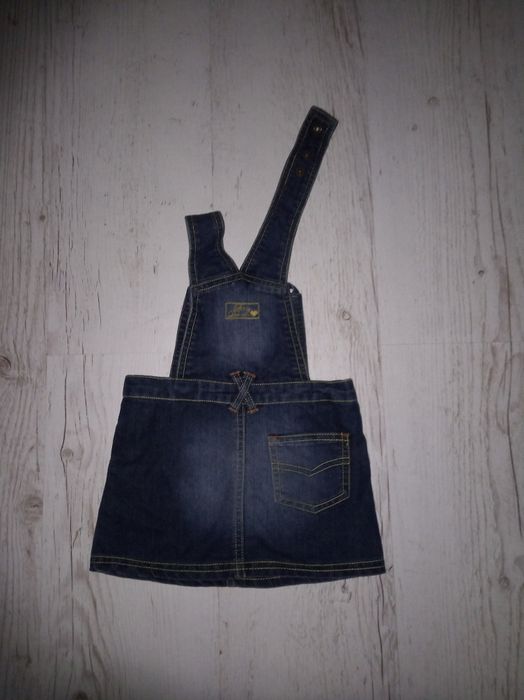 Ogrodniczki jeansowe ze spódniczką dla dziewczynki rozmiar 80