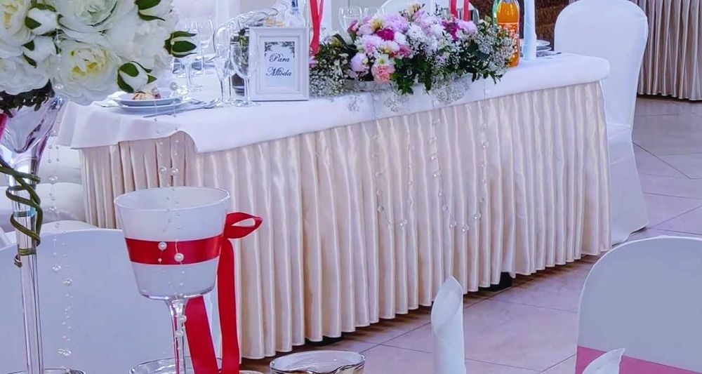 Skirting Falbana do stołu bankietowego  weselnego duża ilość