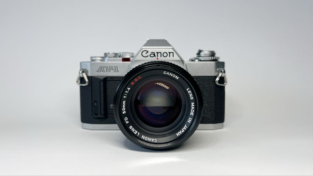 canon av 1 - купити фототехніку, відеотехніку - Ціна на OLX.ua