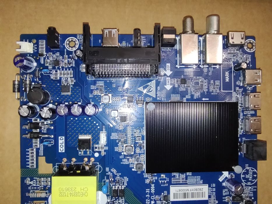 Saturn ST LED32HD600U на запчасти