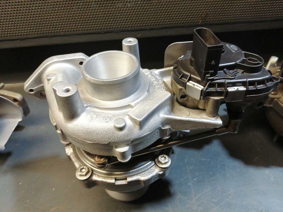 Turbo Citoen Peugeot opel Toyota 1.5 blue hdi