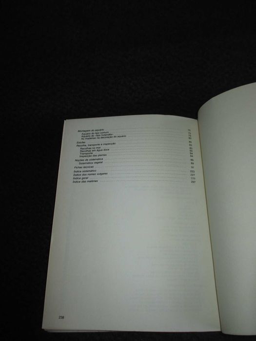 Livro Plantas de Aquário Paulo de Oliveira 1981