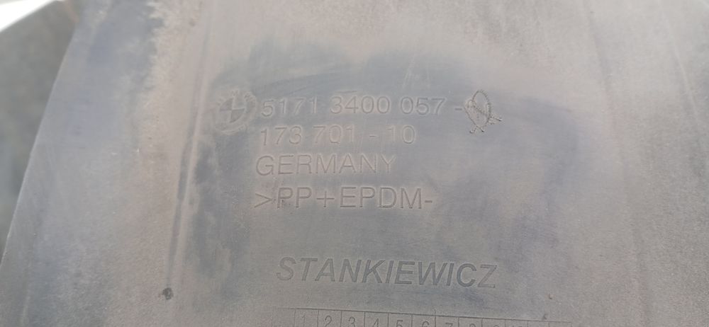 Cava roda trás esquerda BMW X3 (E83)