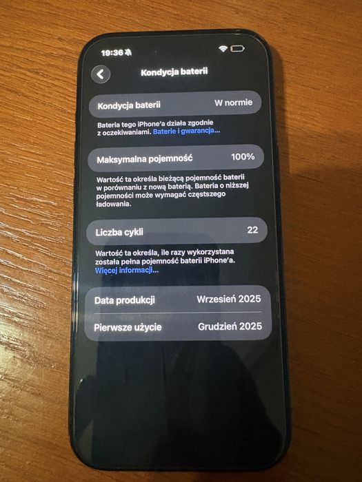 Iphone air sprzedam lub wymienie na 16 pro max