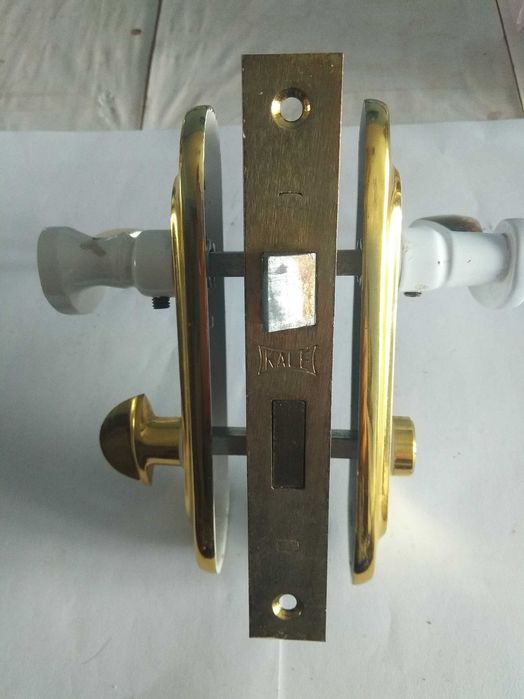 Межкомнатный врезной замок