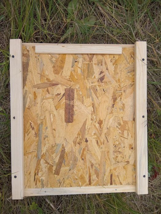 Дно сітчасте до вуликів, дно сітка,вулик дадан