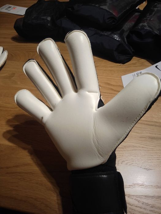 Nowe rękawice bramkarskie Nike grip 3. Rozmiar 10.