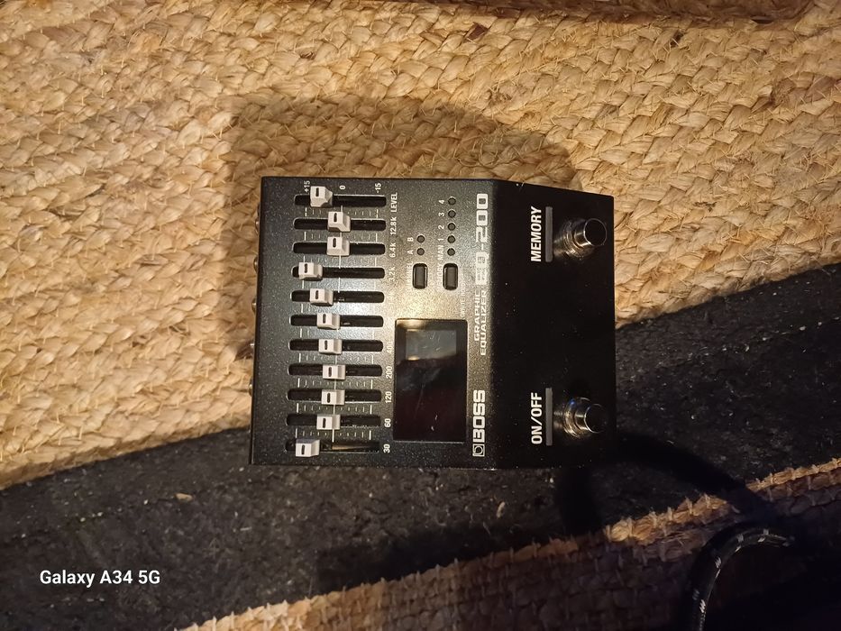 Pedais de efeito para guitarra eléctrica - Excelente estado