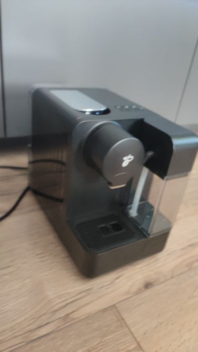 Tchibo caffisim latte milk ekspres do kawy ze spieniaczem do mleka