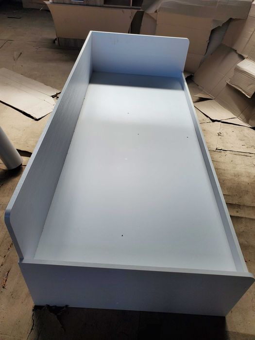 Ліжко односпальне