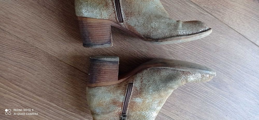 Skórzane buty botki na obcasie 38