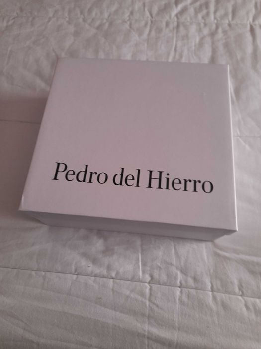 Botas prata em pele Pedro del Hierro
