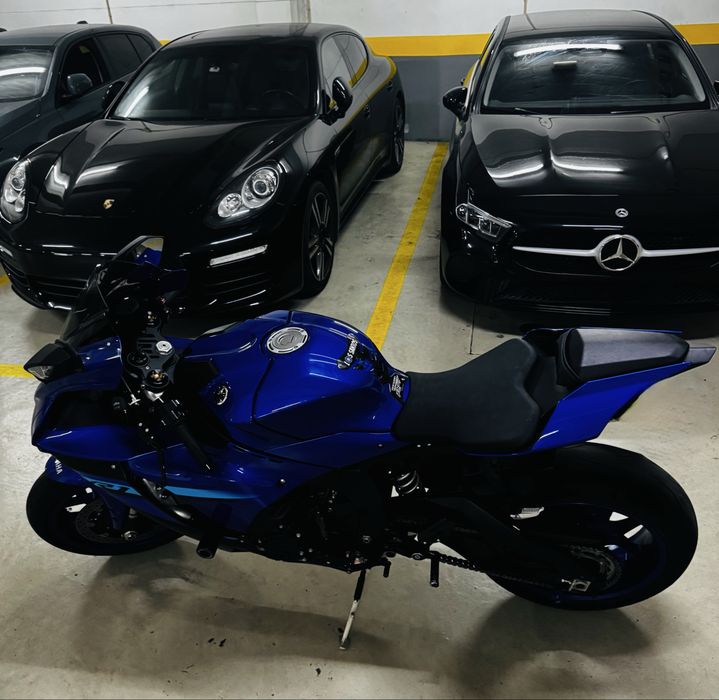 Yamaha R1(último modelo2024)