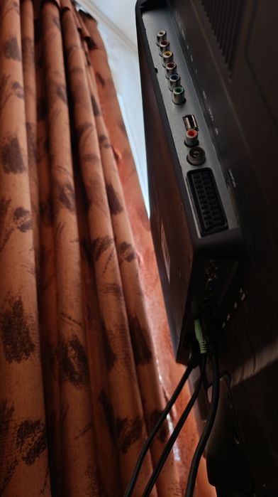 Телевізор ergo TV 32