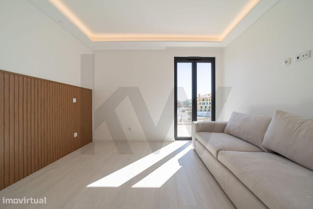 Penthouse T2 de Luxo com Terraço e Jacuzzi Privado | Vista Mar 180º