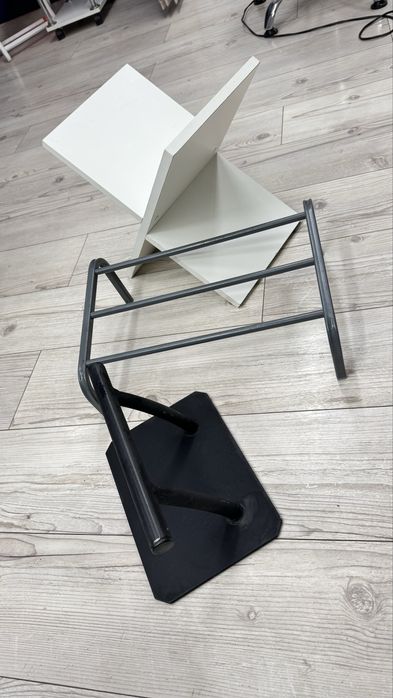 Перукарська мийка. Крісло педікюрне гідравлічне, тележка