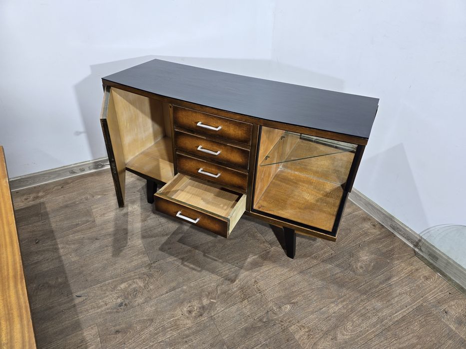 Komoda prl transport