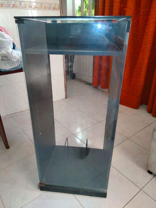 Vitrine Pioneer bom estado