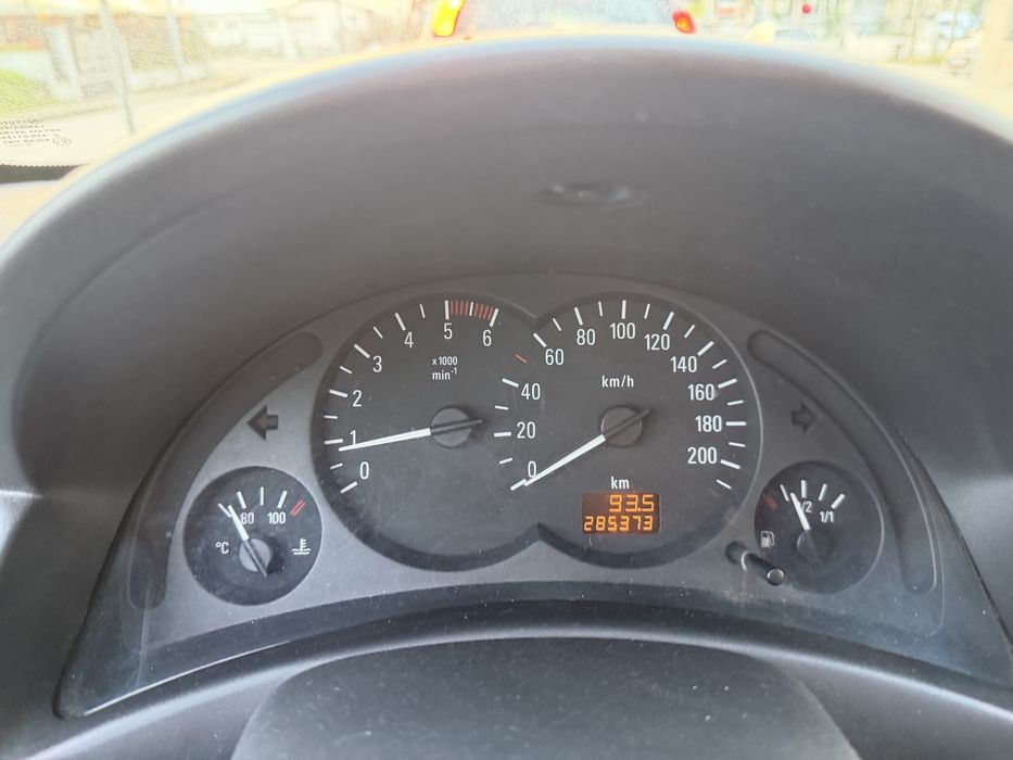 Opel corsa C 1.3cdti van