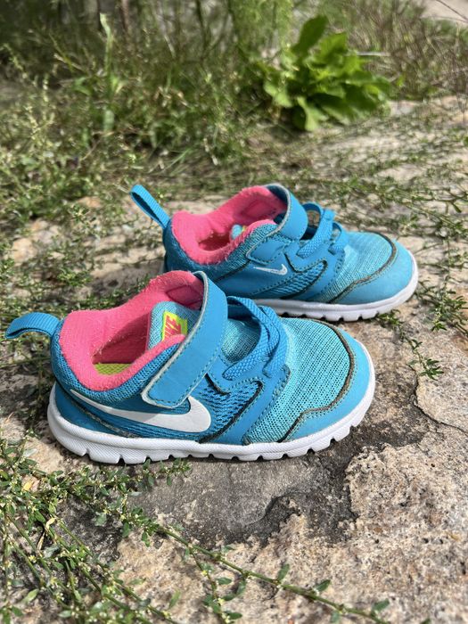 Кросівки дитячі Nike 23,5, устілка 14,5 см