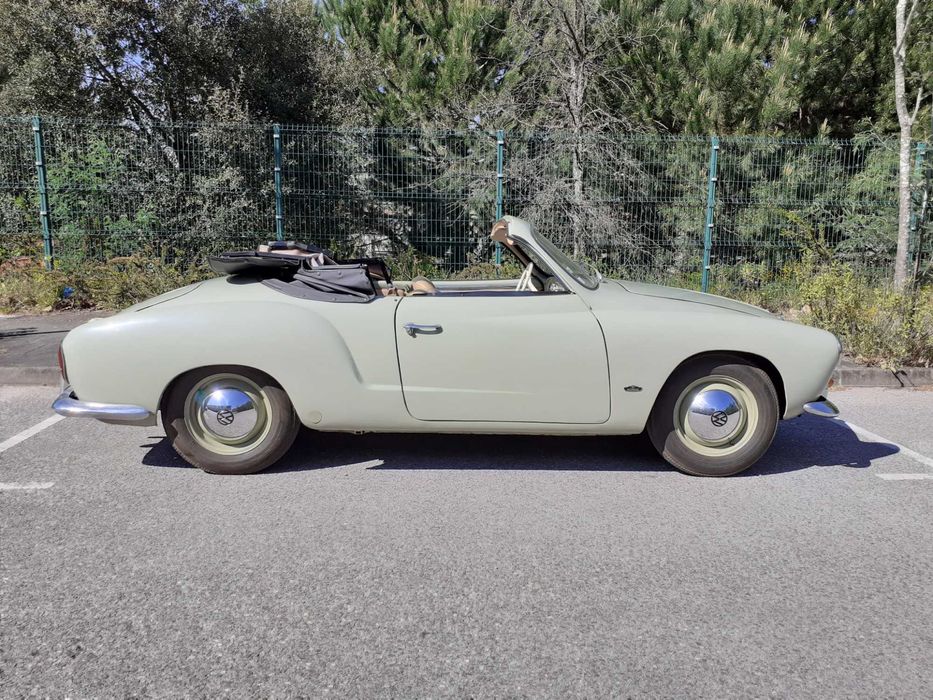 VW Karmann Ghia (descapotável)