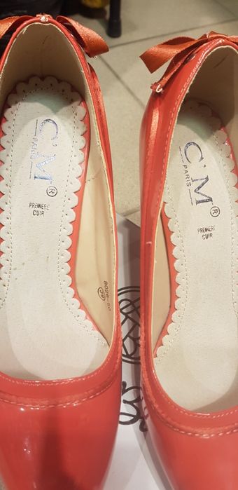 Buty szpilki ,lakierowane,koralowe