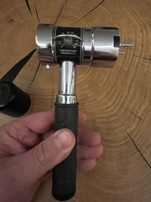 Elektroniczny wilgotnościomierz drewna HIT-2 Tanel