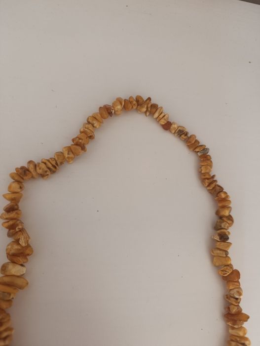 Bursztynowy naszyjnik