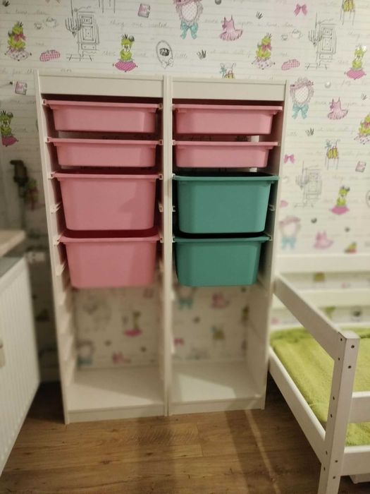 MEGA POJEMNY regał dziecięcy na zabawki  DOBRY STAN
