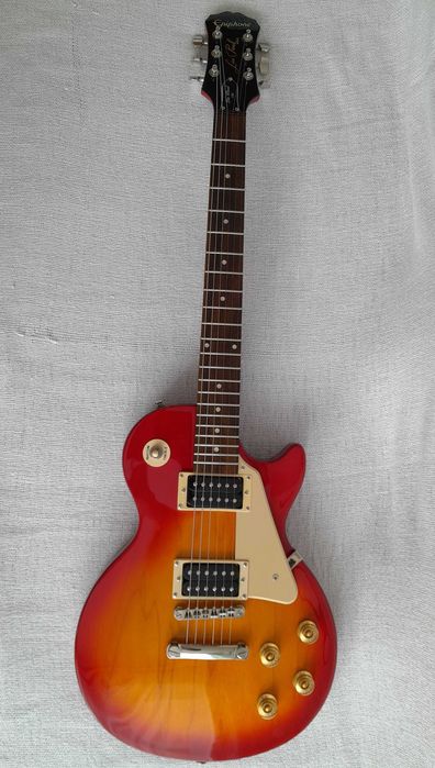 『格安で！』EPIPHONE BY GIBSON Lespaul 100 EPIPHONE BY GIBSON - LP-100 LES PAUL - VINTAGE SUNBURST