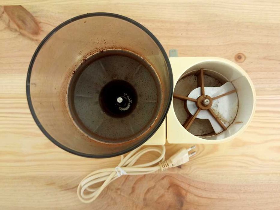 Moinho De Café Com Doseador 150W - Brid