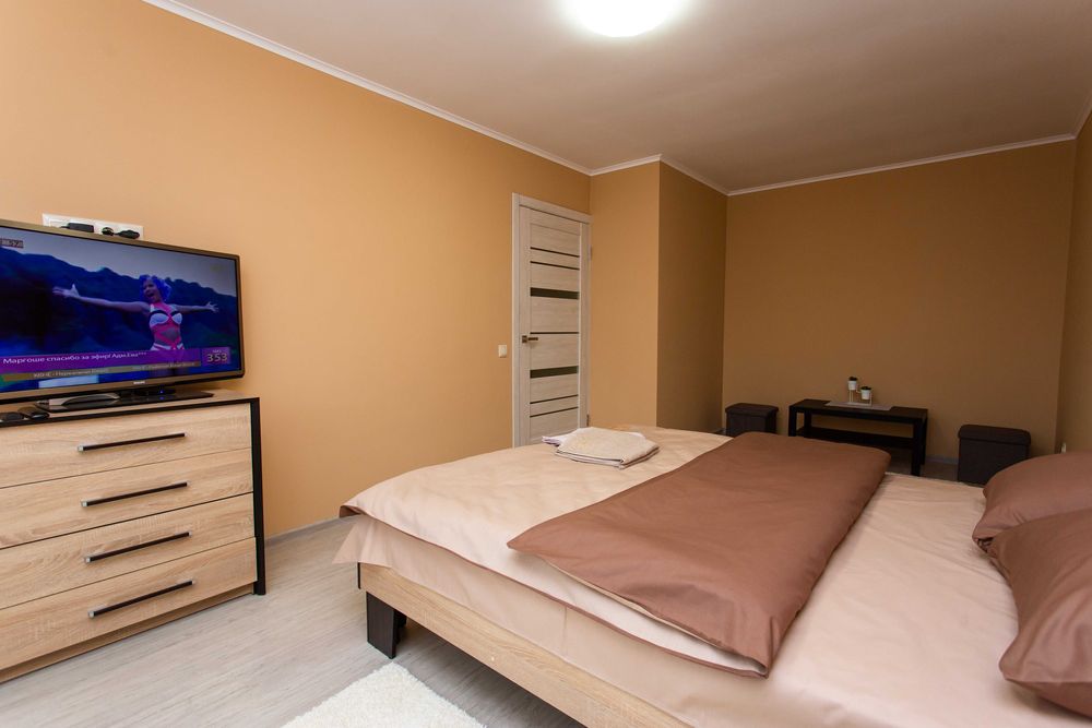 Бам. Поруч парк. Власник. Звітні документи. Квартира подобово