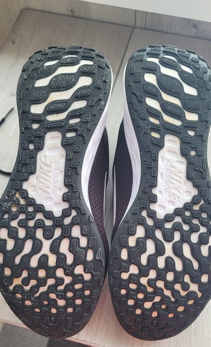 Кросівки  легкі Nike