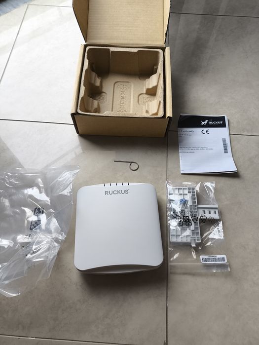 Ruckus R350 WiFi 6 Unleashed como novo, usado apenas cerca de 1 mês.