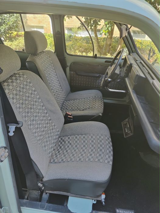 RENAULT 4L - 1988