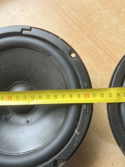 Głośniki samochodowe (woofer)