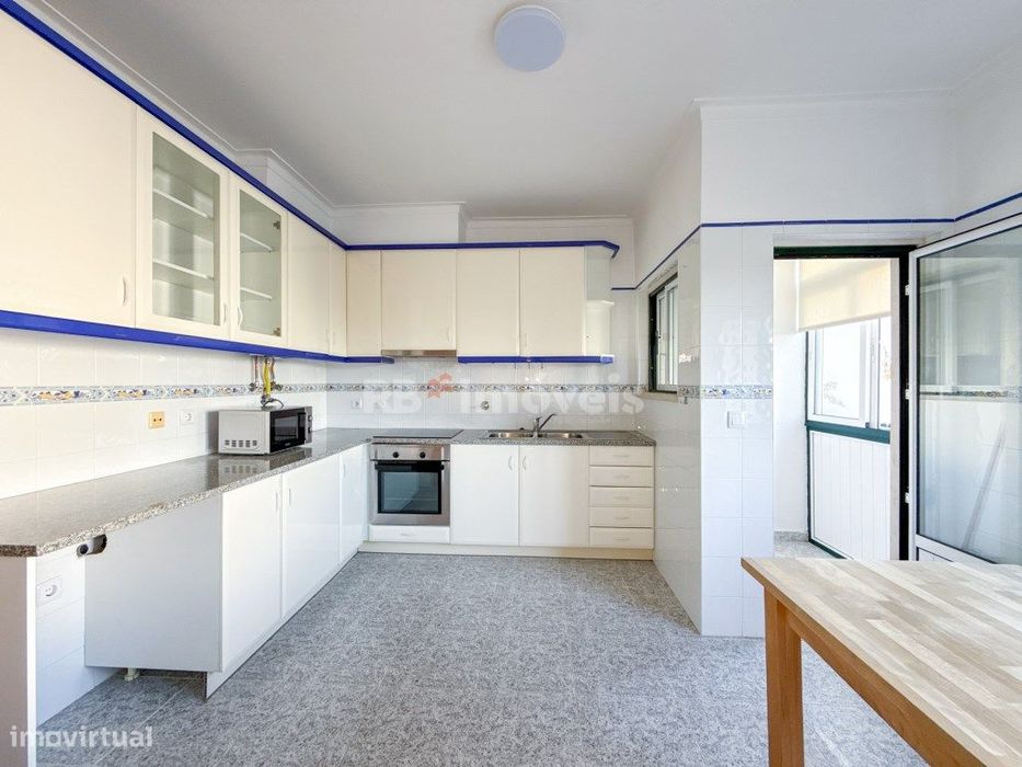 T3 Espaçoso no Entroncamento Conforto, Espaço e Localização Privile...