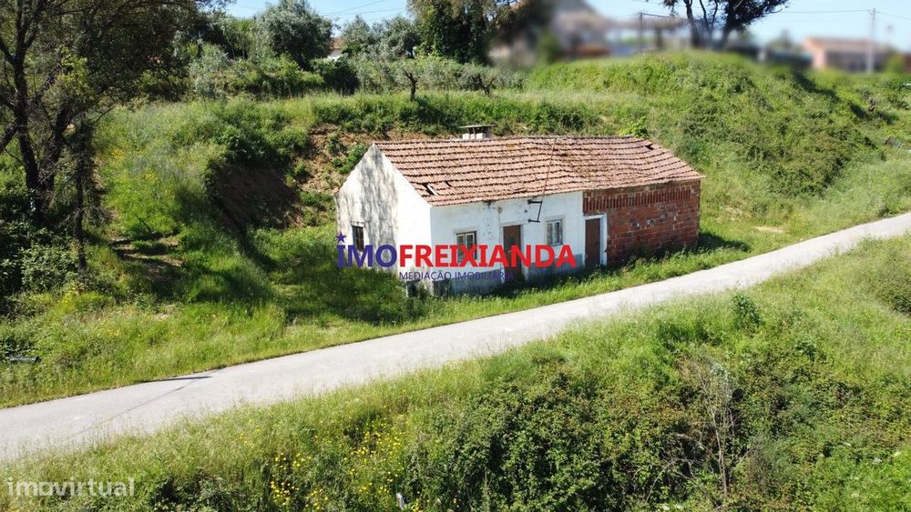 Moradia em zona calma