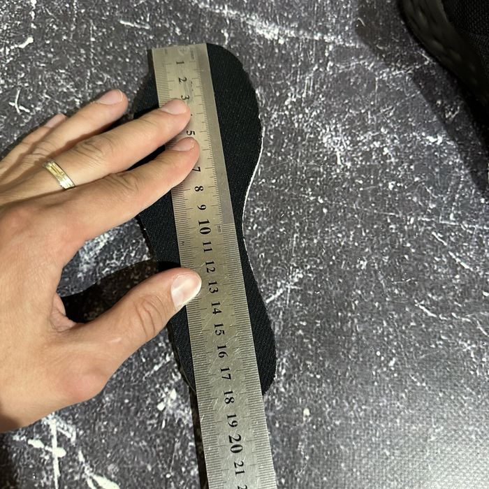 Дитячі легенькі кросівки Nike Revolution 28.5/18 cm