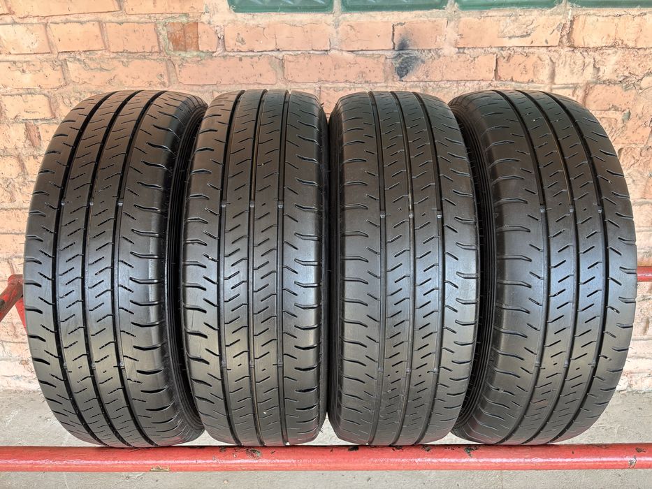 Комплект літніх шин 215/65R16c Falken