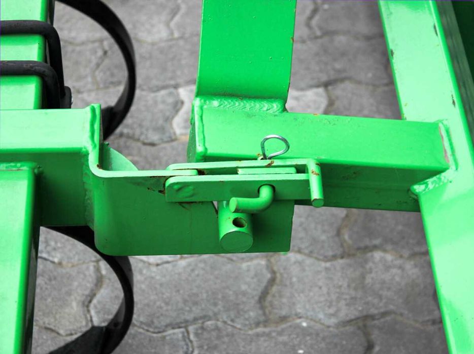 ЗАОЩАДЖУЙТЕ КОШТИ Універсальний пружиний культиватор 1,8 м