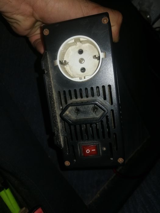 Conversor 12v para 220v