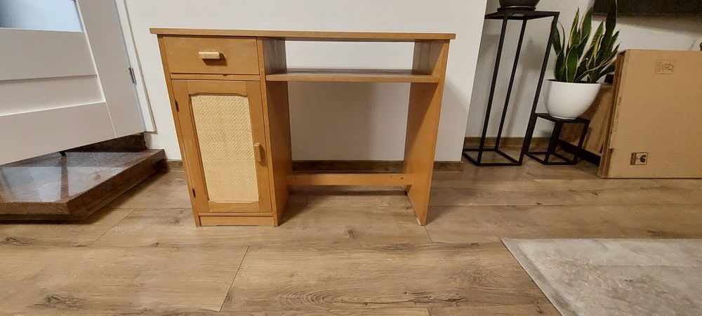 Sprzedam Biurko  długość 98 cm
